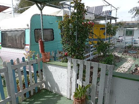 סאקס Caravanas Y Habitaciones Para Relajarse מראה חיצוני תמונה