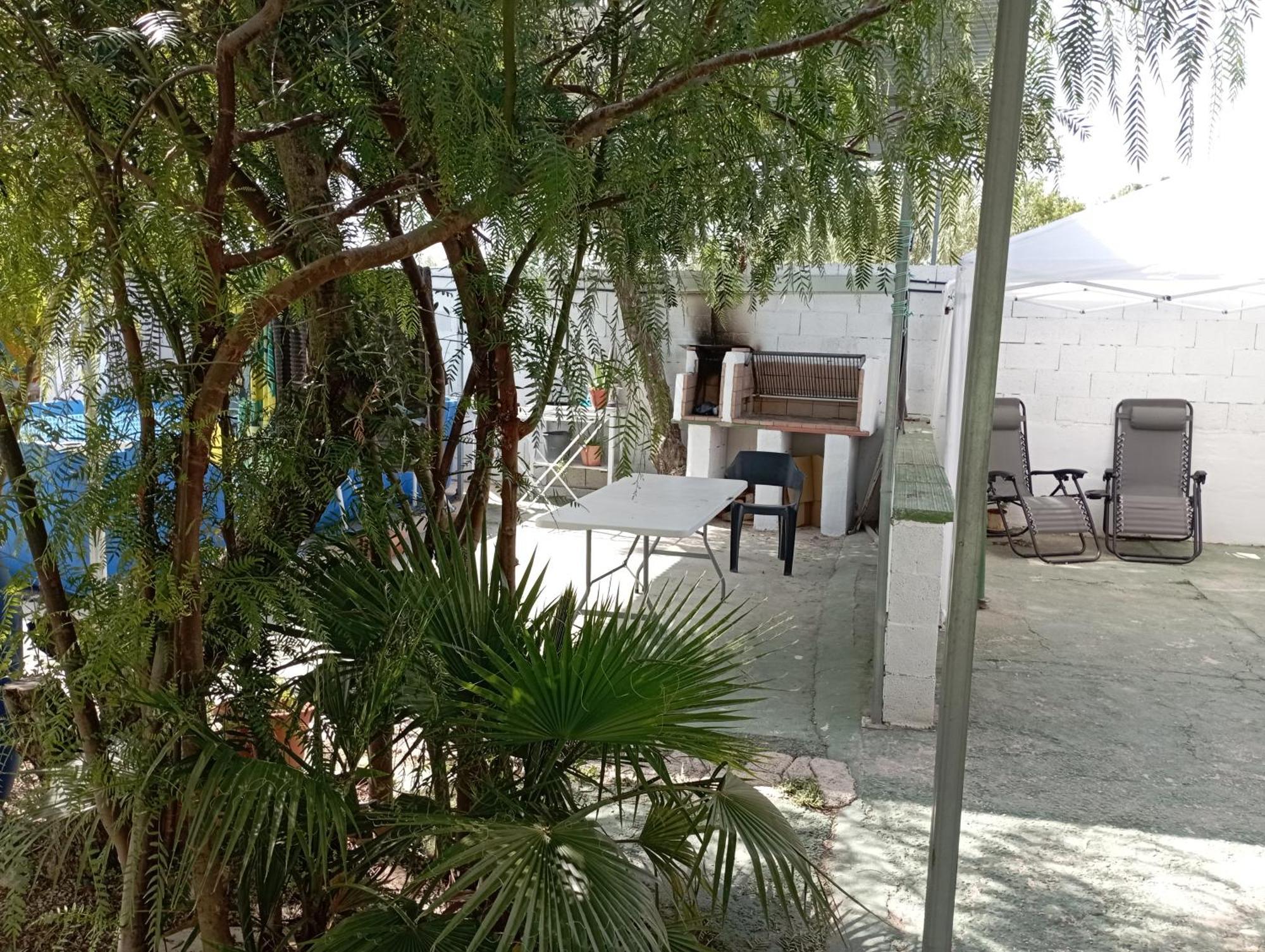 סאקס Caravanas Y Habitaciones Para Relajarse מראה חיצוני תמונה